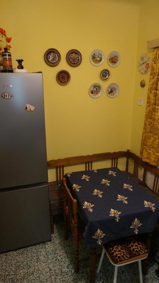 Sunny Apartman Nyíregyháza Exteriör bild