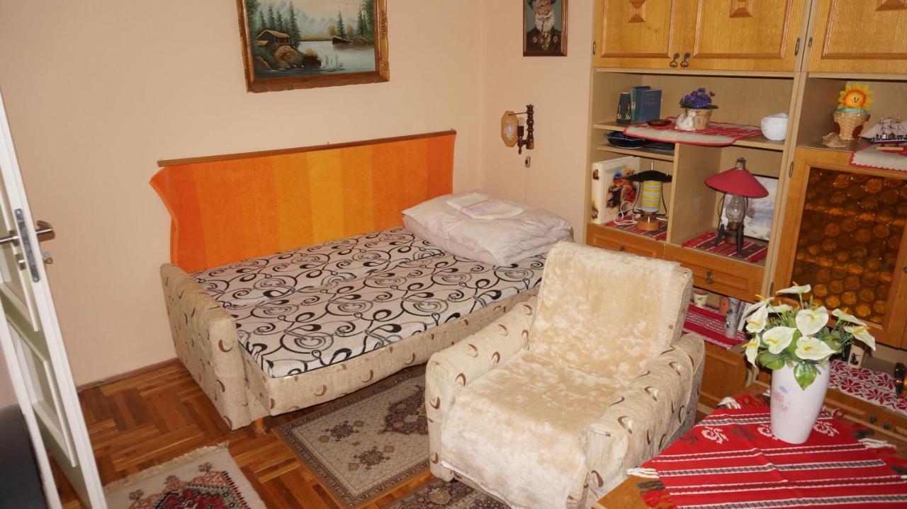Sunny Apartman Nyíregyháza Exteriör bild